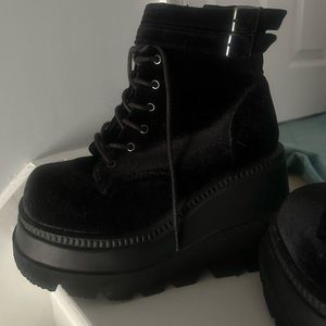 velvet black platform demonias boots (Demonia)